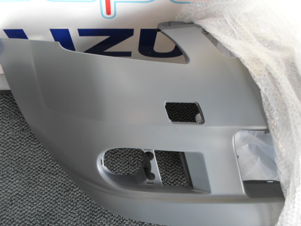 Lökhárító első Suzuki Swift 2005-2007-ig, alapozott